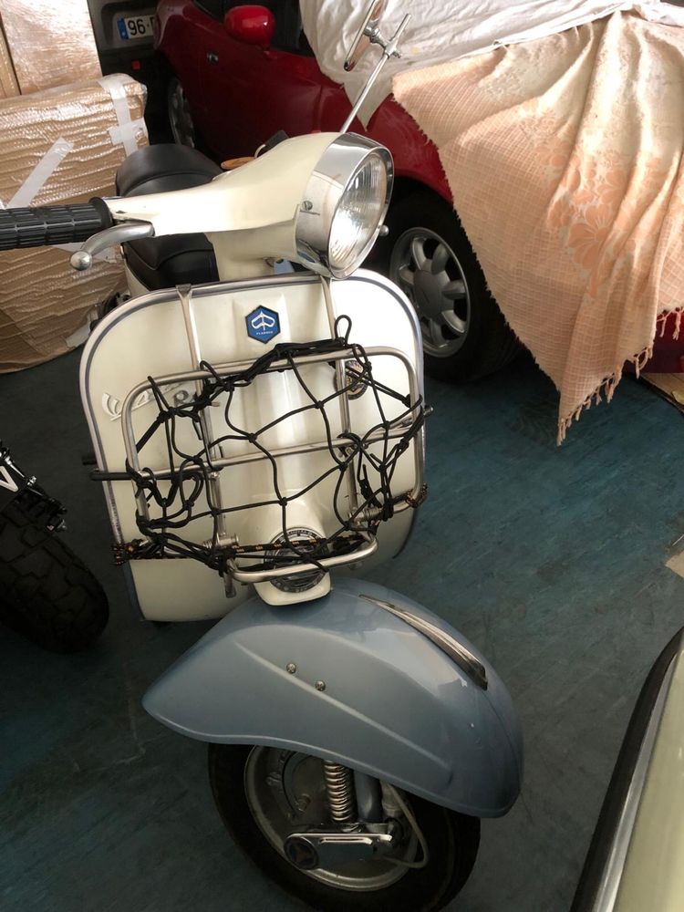 Vespa 180 rally restaurada