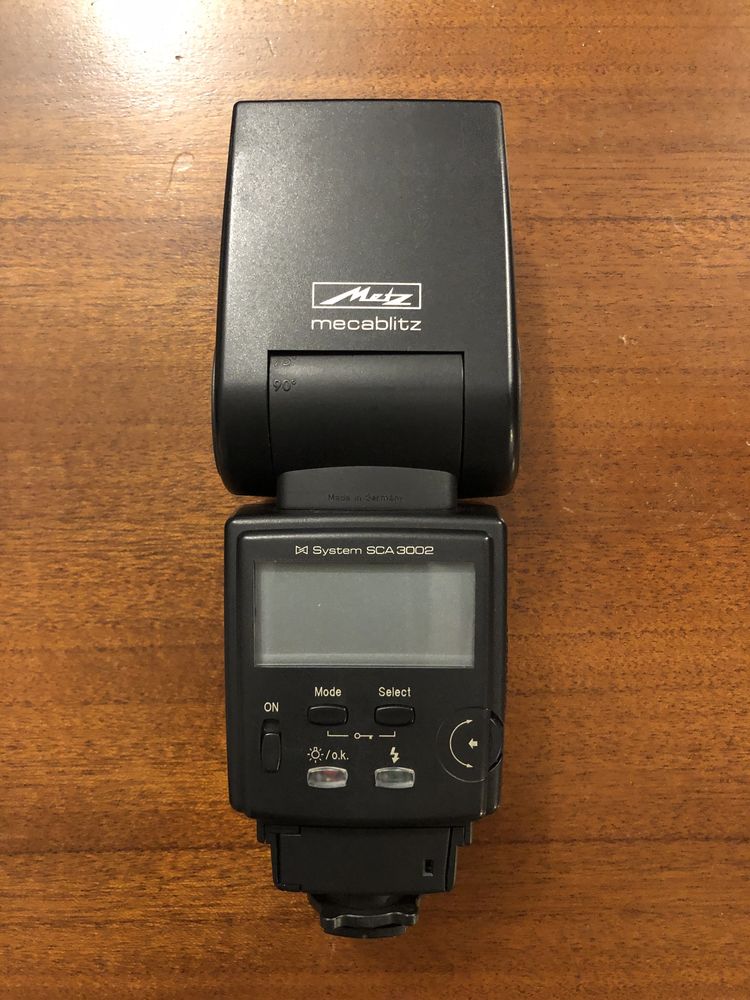 Flash METZ 54 MZ-3 com SCA 3102 Canon