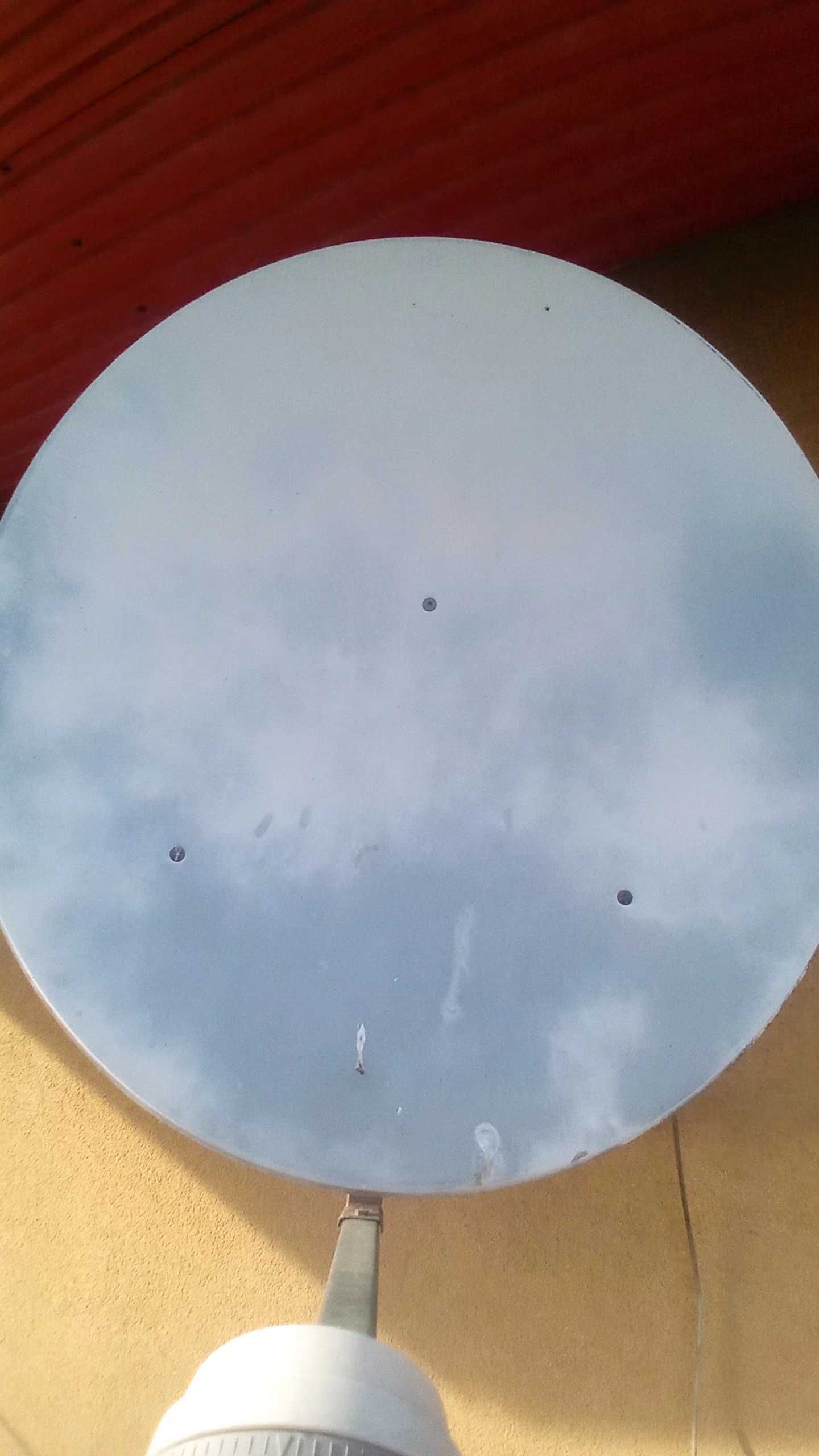 Antena satelitarna Sharp
