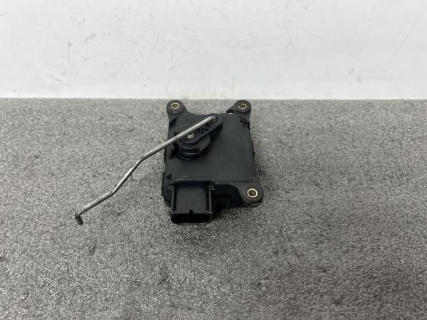 Motor da comporta da sofagem AUDI A6 (4B2, C5)