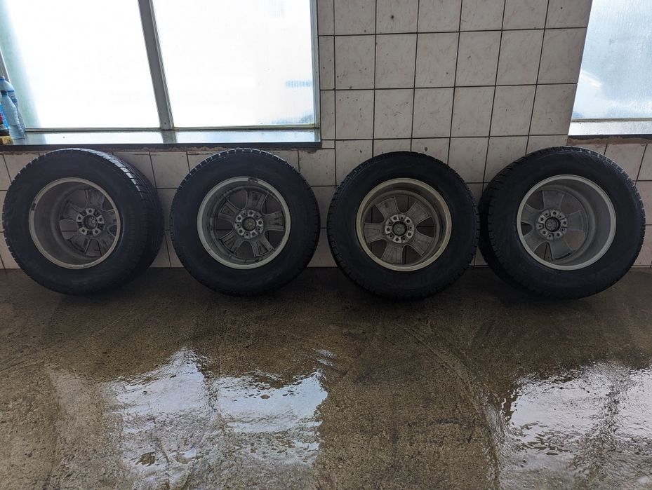 Диски титани BMW з резиною Nokian Nordman RS SUV 265/65 r17