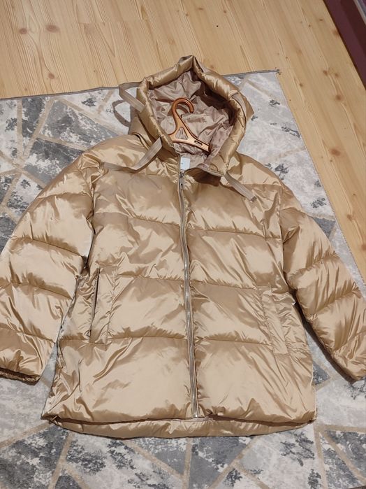 Жіноча осіння куртка