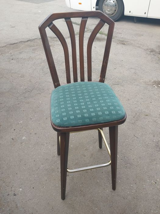 Krzesła barowe restauracyjne cena za 7 szt.