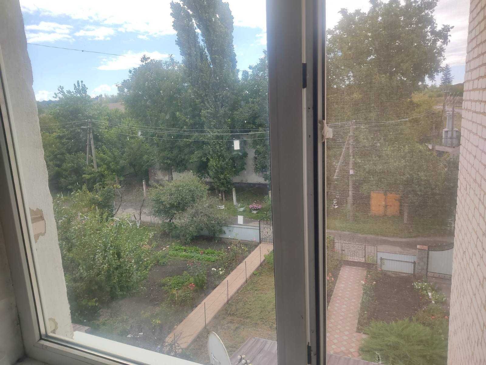 Продам трикімнатну  квартиру