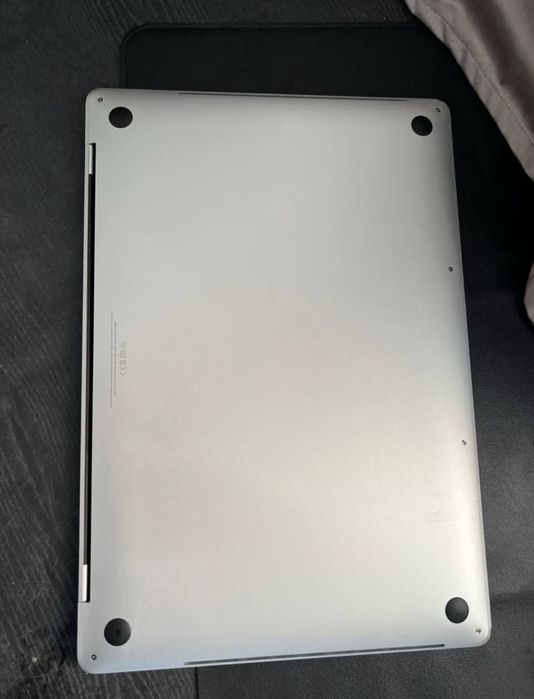 MacBook Pro 16 2019 i7 32GB 4GB 512GB SSD