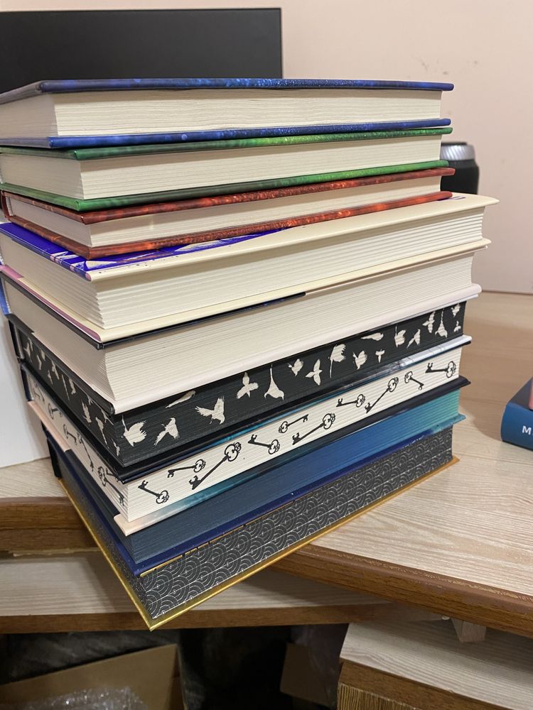 Продам книги Рут Веа,Книголюби,Озеро спокою,Пасажир 23, Гіпотеза кохан