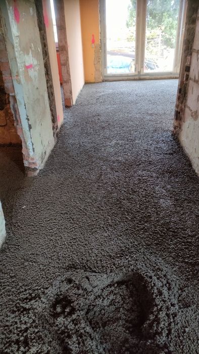 Posadzki maszynowe chudziaki STYROBETON układanie styropianu Włocławek