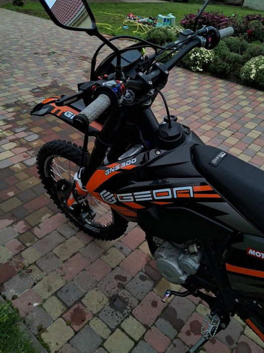 Продам Geon gns 300