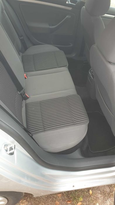 Volkswagen golf 1.6 MPI