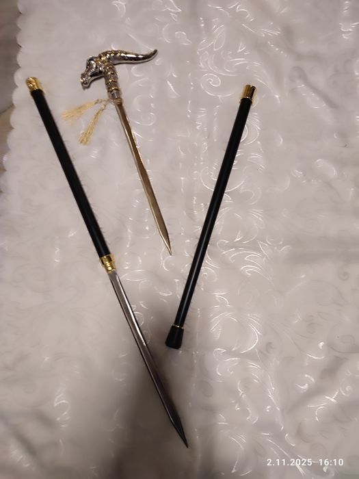 Laska.Bagnet, szpada.