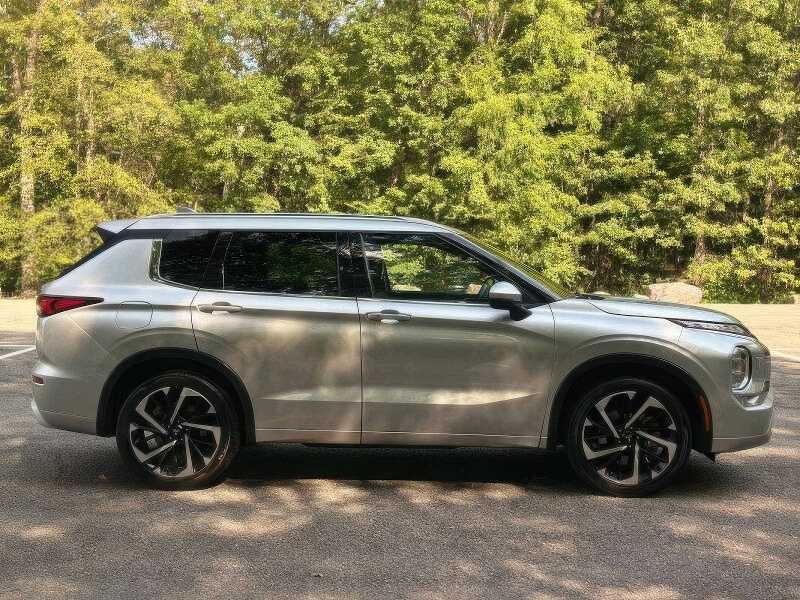 2022 Mitsubishi Outlander SEL