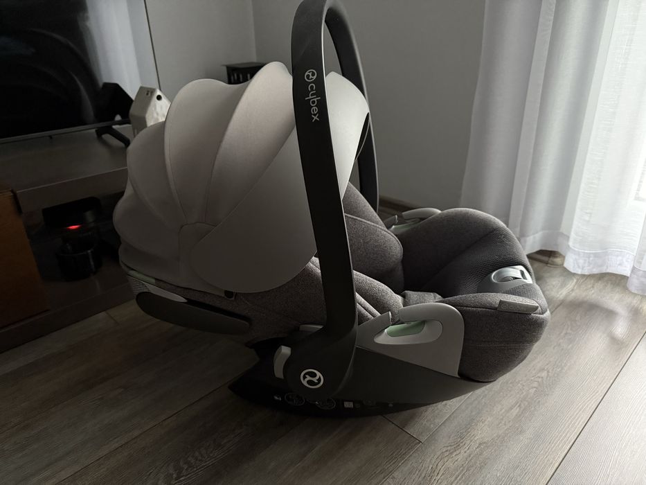 Fotelik Cybex Cloud T i-Size Plus