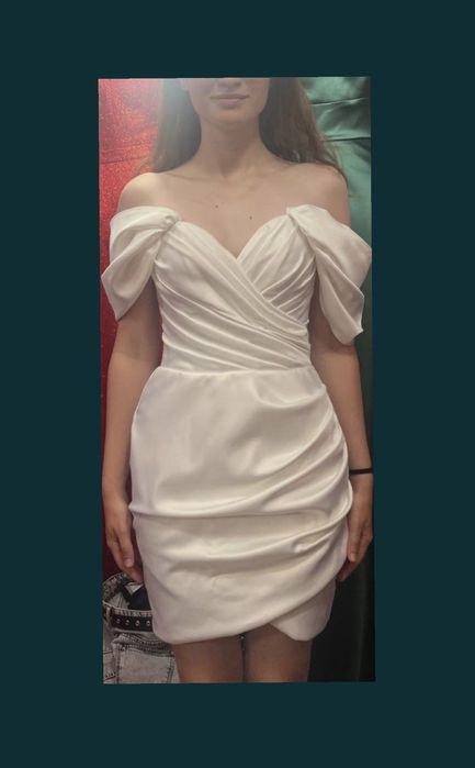 Біла ( випускна, весільна, святкова) сукня