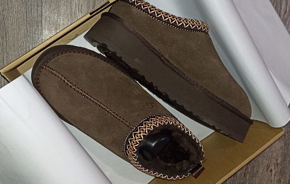 Продам уги в трендовом цвете / ugg