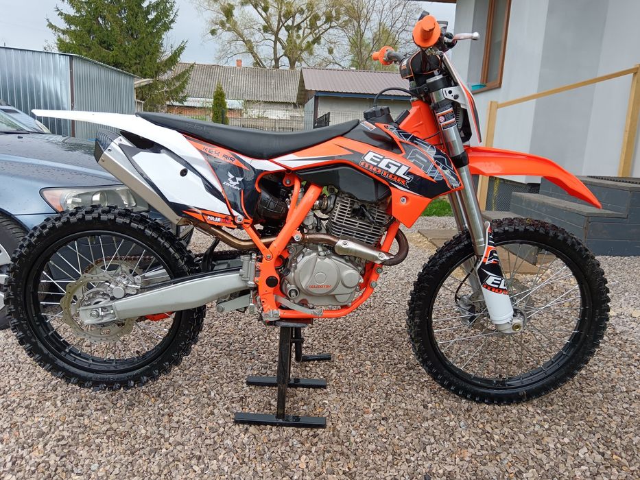 Cross EGL 250, 18 mth, 172fmm, 2025r.