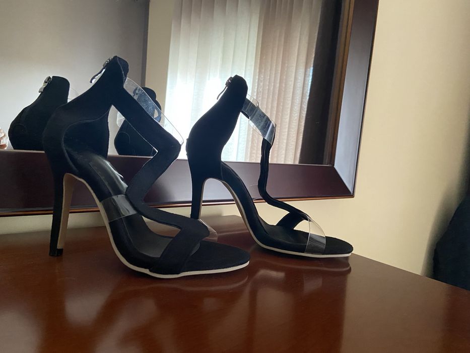Sandálias de senhora, de salto alto