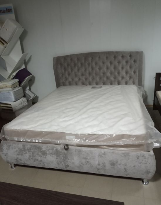 Ліжка двоспальні різних варіантів і розмірів