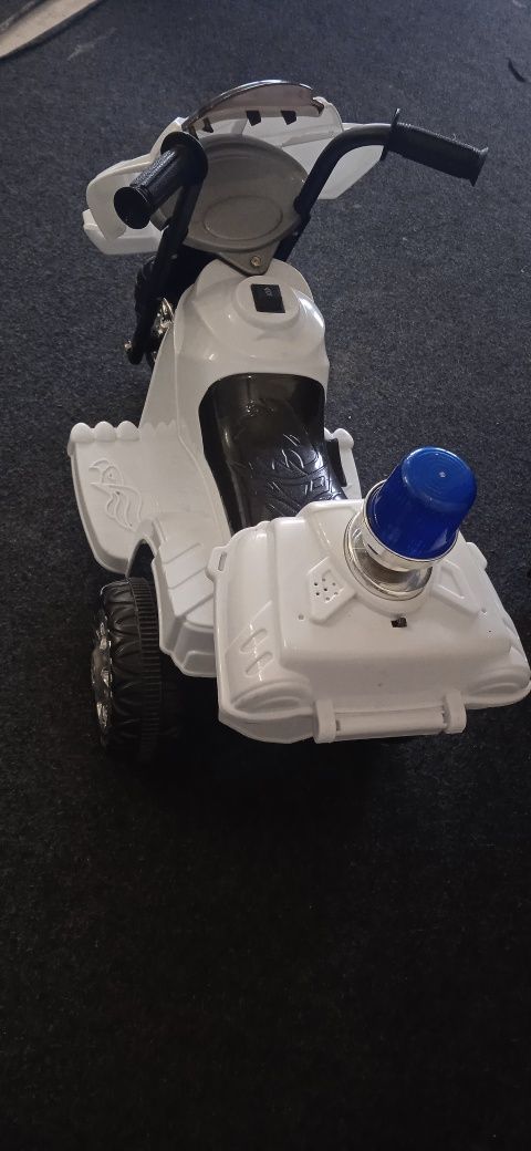 Motor policyjny na akumulator dla dziecka policja dzieci auto autko