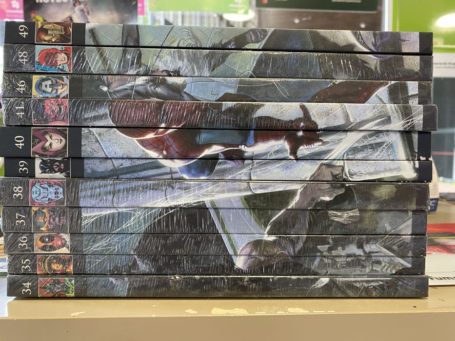 Coleçao oficial de graphic novels marvel