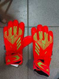 Воротарські дитячі рукавички Adidas Predator FINGERSAVE роз 7