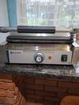 Grill gastronomiczny ryflowany HENDI