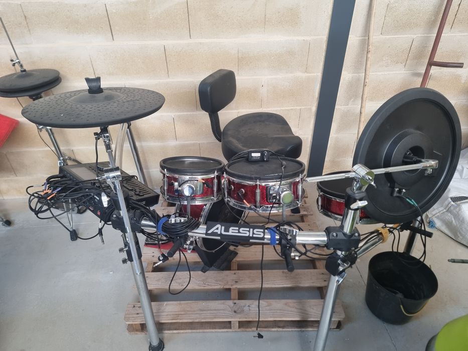 Bateria eléctrica alesis