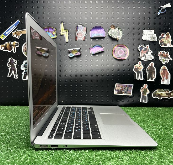 Apple MacBook Air 2011 (A1369) 13.3’’ Core i5 4GB ОЗУ/ 128GB SSD r2139