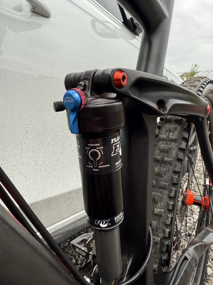 Велосипед cube carbon