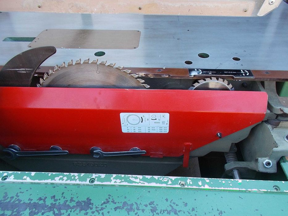 Piła formatowa SCM Casadei KS 3400 podnoszenie i pochył elektryczne