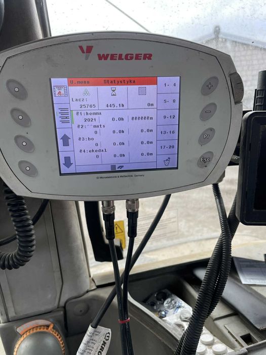 Prasoowijarka Lely welger rpc445 tornado