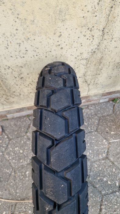 Pneus shinko 90/90-21 e 120/80-18