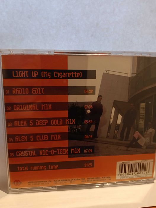 cd Delicado ft Kika - "Light Up " (Album - Raro)