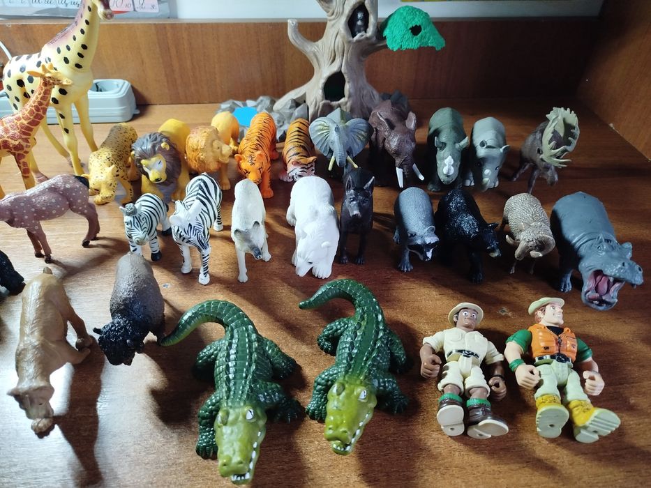 Дикі тварини, фігурки