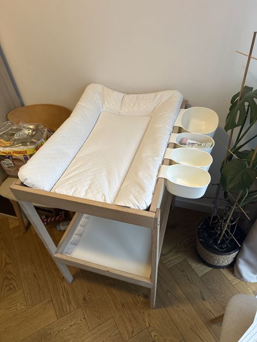 Przewijak sniglar ikea z pojemnikami i materacykiem