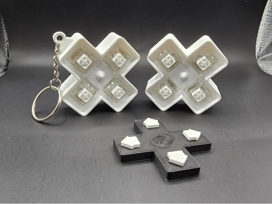 Comando Retro D-Pad Quad Clicker - Porta-Chaves ou Solto