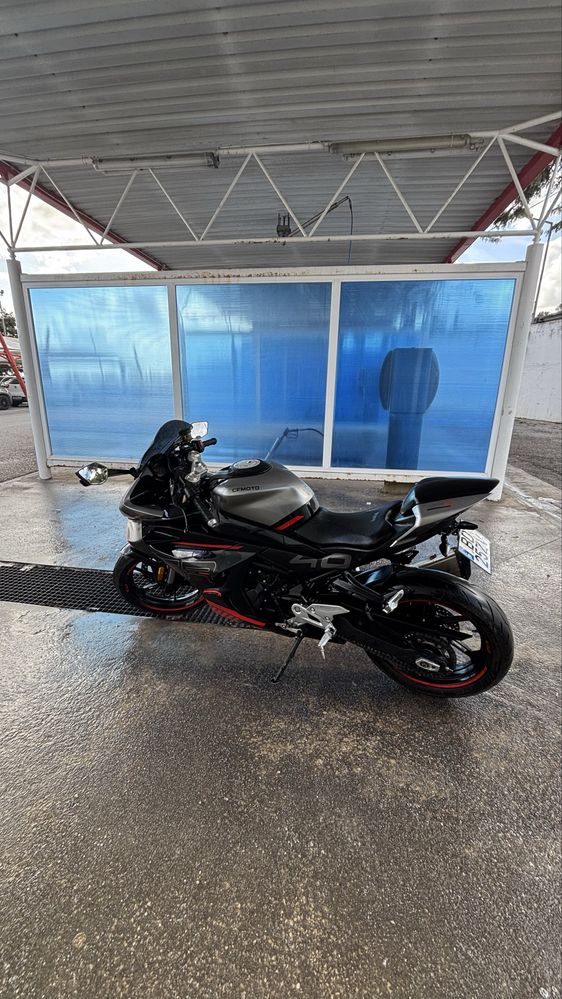 Cfmoto 450 sr (varios extras)