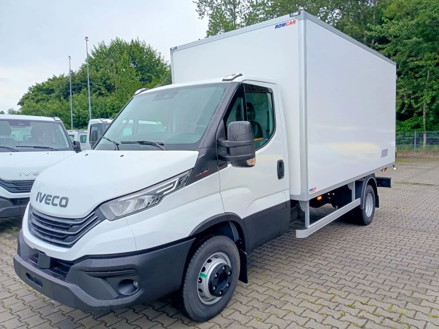 Iveco Daily / 70C18H  Izoterma 8EP ROMCAR