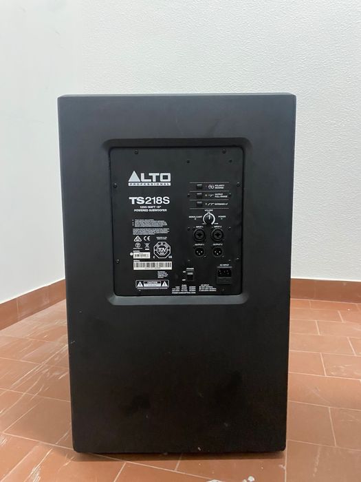 Colunas Alto TS218s