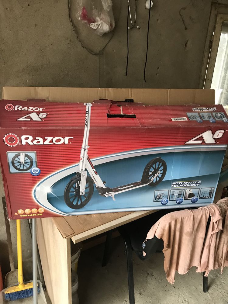 Самокат Razor A6