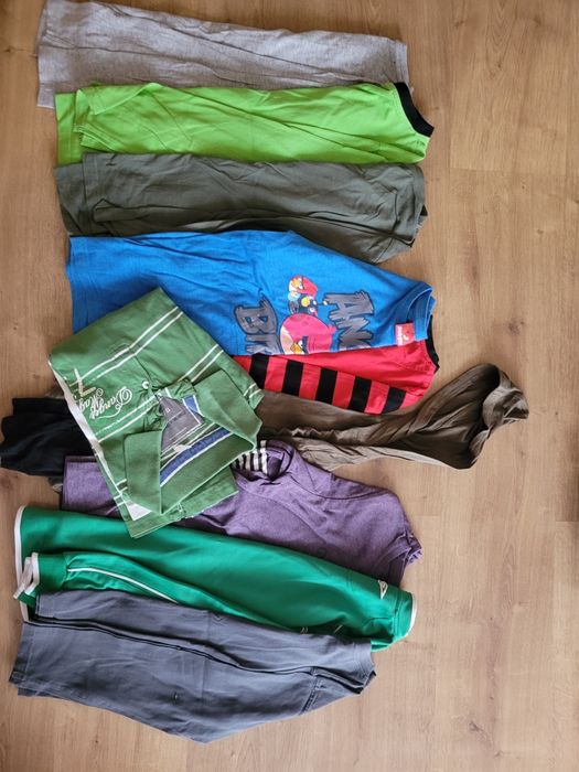 Paka dla chłopca 134/140 bluza, spodnie, bluzka