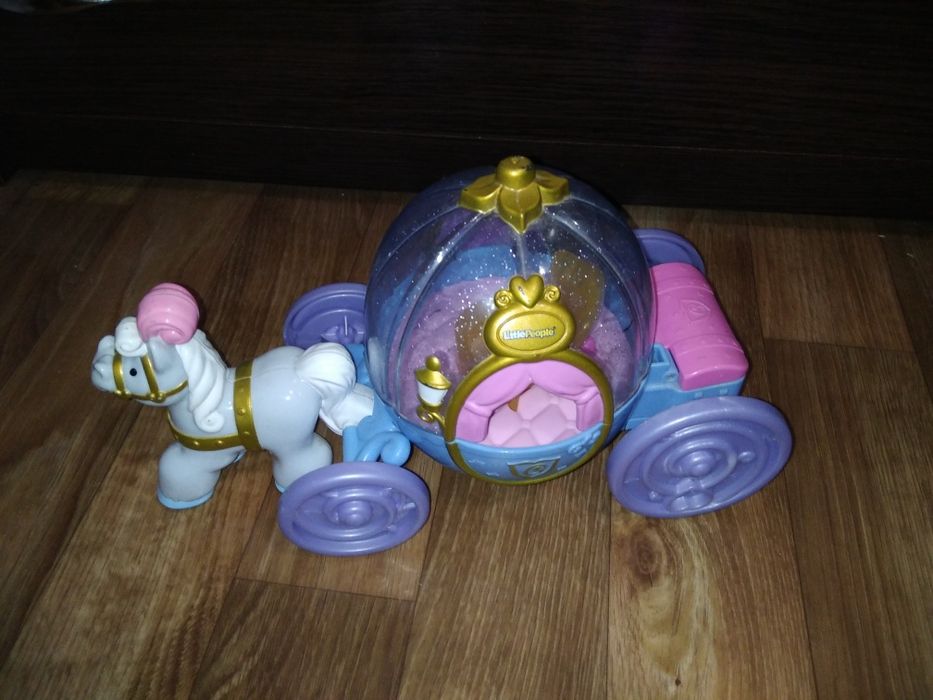 Карета Попелюшки.