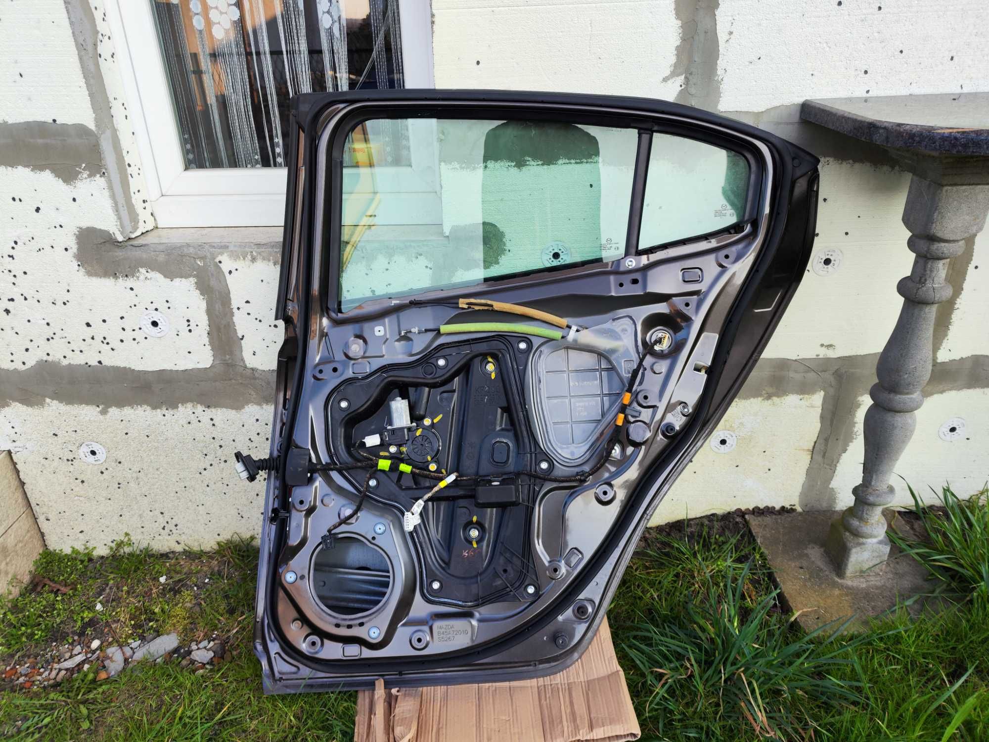 Drzwi tylne prawe Mazda 3 BM 2014