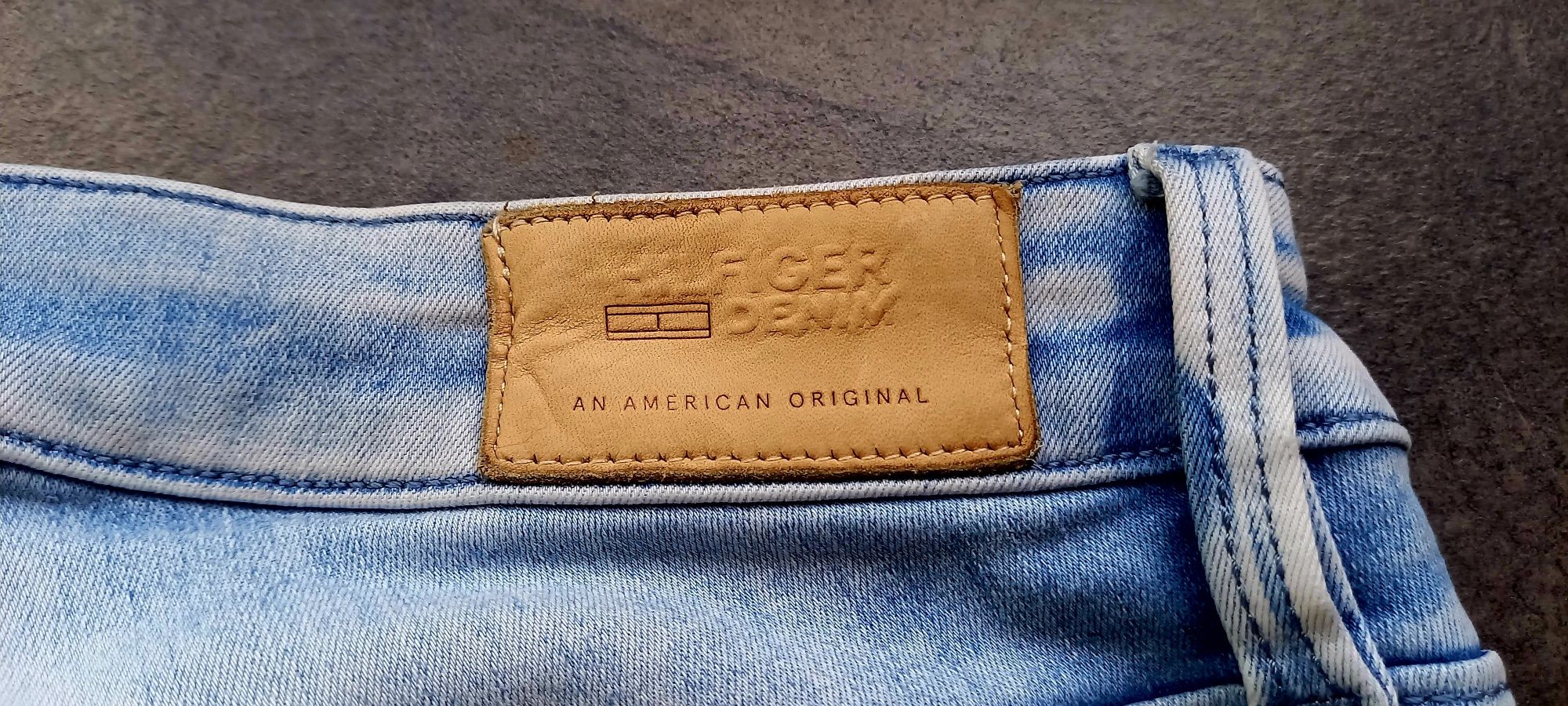 Tommy Hilfiger Mid Rise Skinny Nora, jeansy 30/34