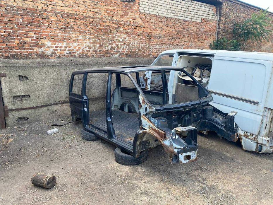 Кузов Вито 638 Vito 638 оригинальный пассажир европеец разборка