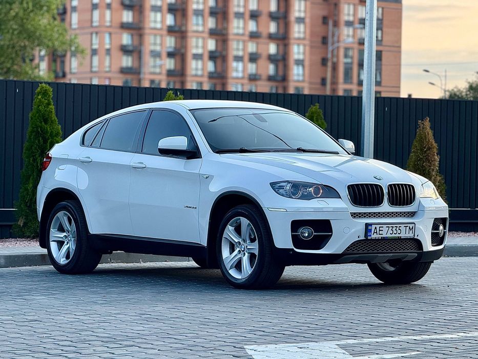 BMW Official не крашен