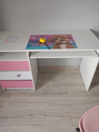 Zestaw mebli do pokoju