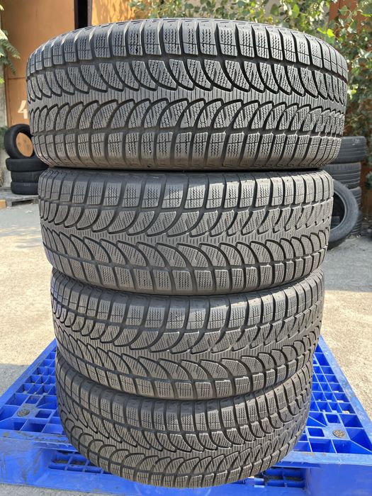 235/60 r18 Bridgestone Blizzak LM-80 EVO Резина зимняя