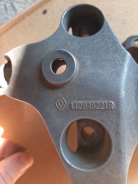 Renault(Original)  Подушка двигуна права 1.5dci на Рено логан універса