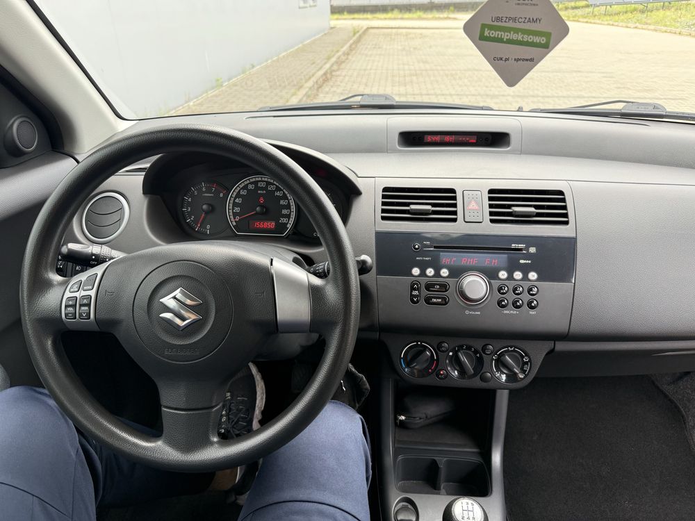 Suzuki Swift 1.3 92 KM