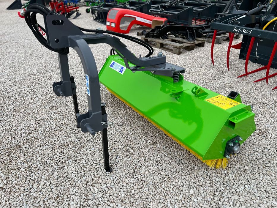 Zamiatarka ogrodowa Drogowa Komunalna 1.20/1.36/1.50 szczotka IGA mini